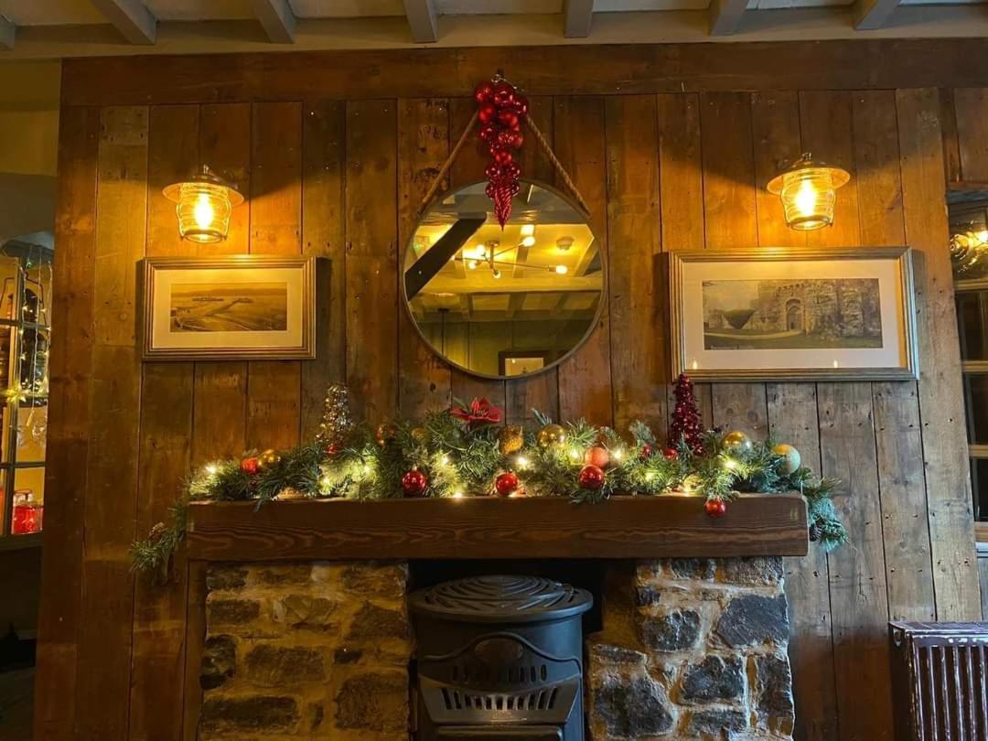 The Liverpool Arms Hotel Beaumaris Esterno foto
