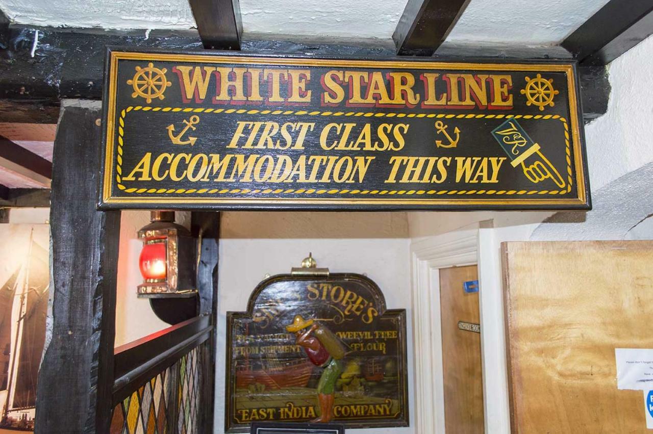 The Liverpool Arms Hotel Beaumaris Esterno foto